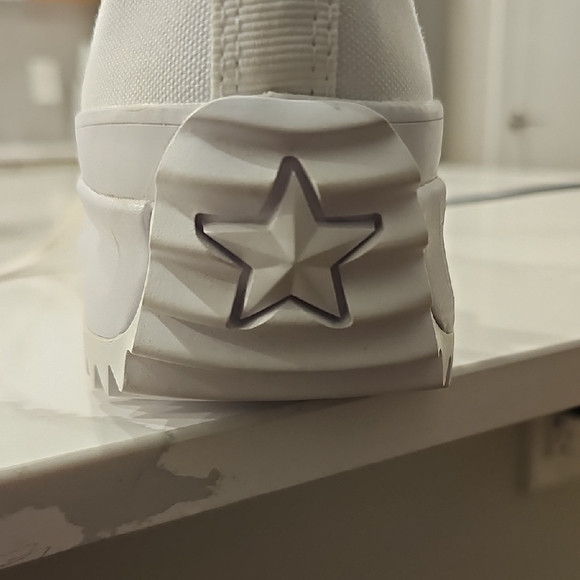 Converse Run Star Hike - Picture 2 of 8